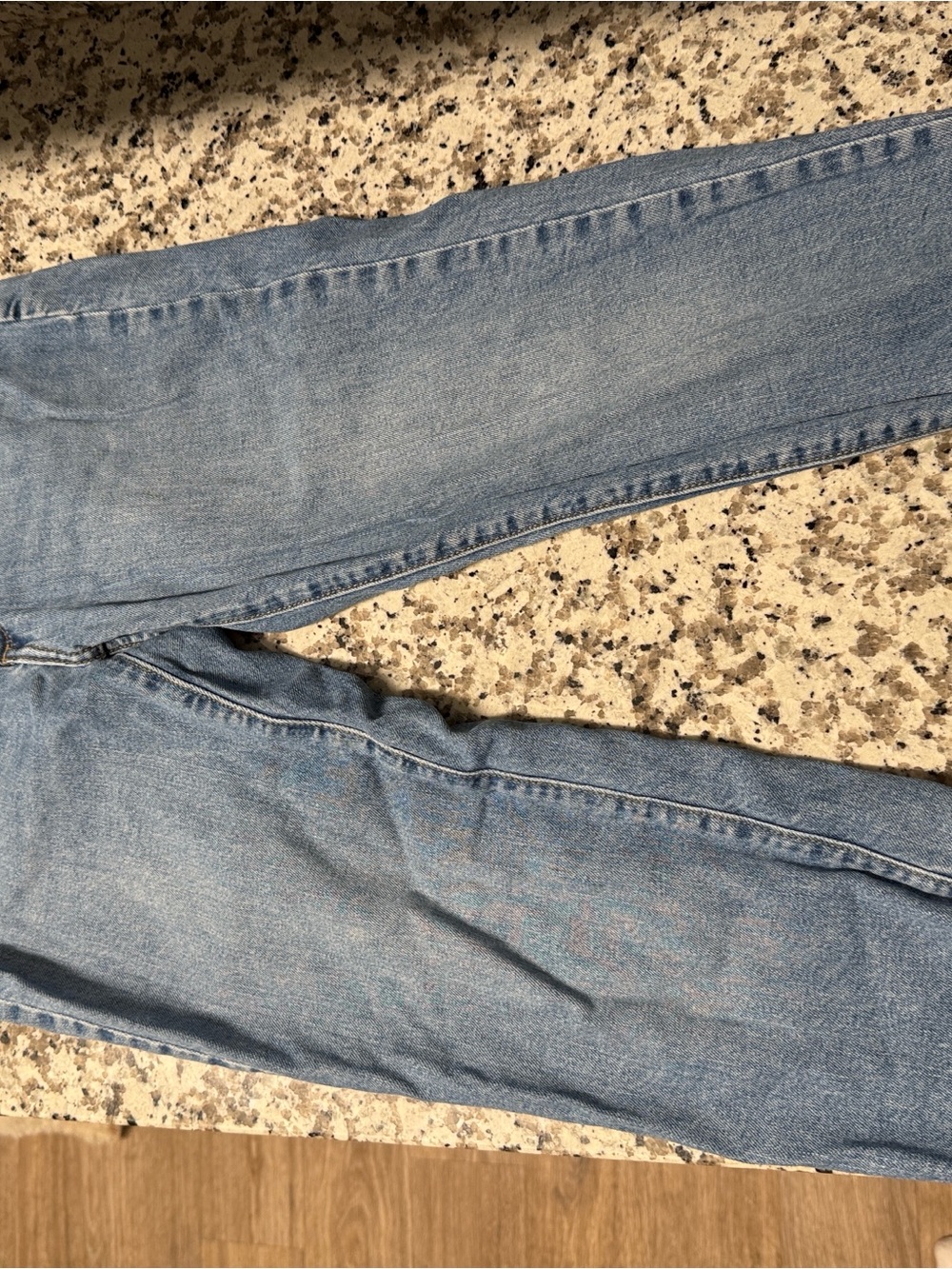 Universal Thread Light Blue Straight Leg Women’s Jeans Size 6/28R
